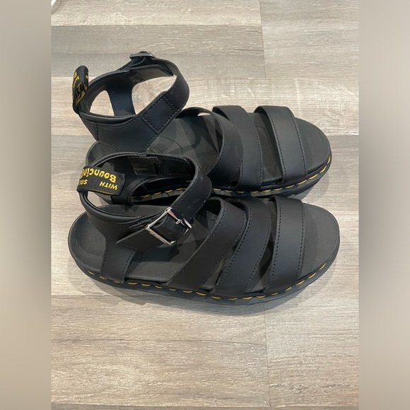 DR. MARTENS BLAIRE HYDRO LEATHER STRAP SANDALS - Picture 12 of 13